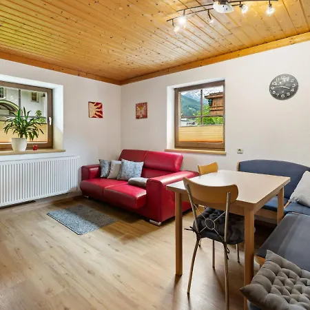 아파트 Attractive In Bramberg Am Wildkogel, With Ski-lift Nearby *